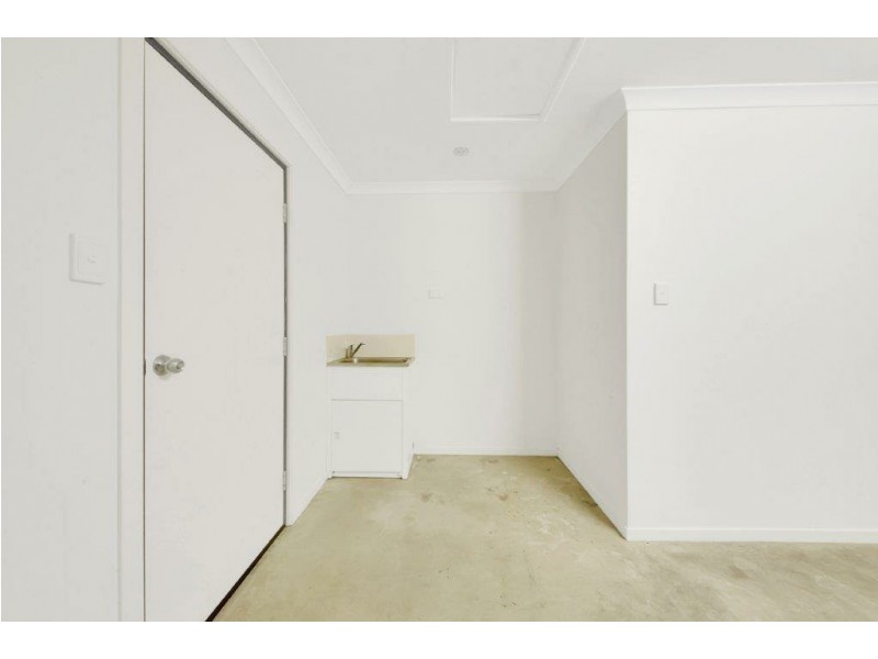 19 Stoneybrook Drive, Glen Eden QLD 4680