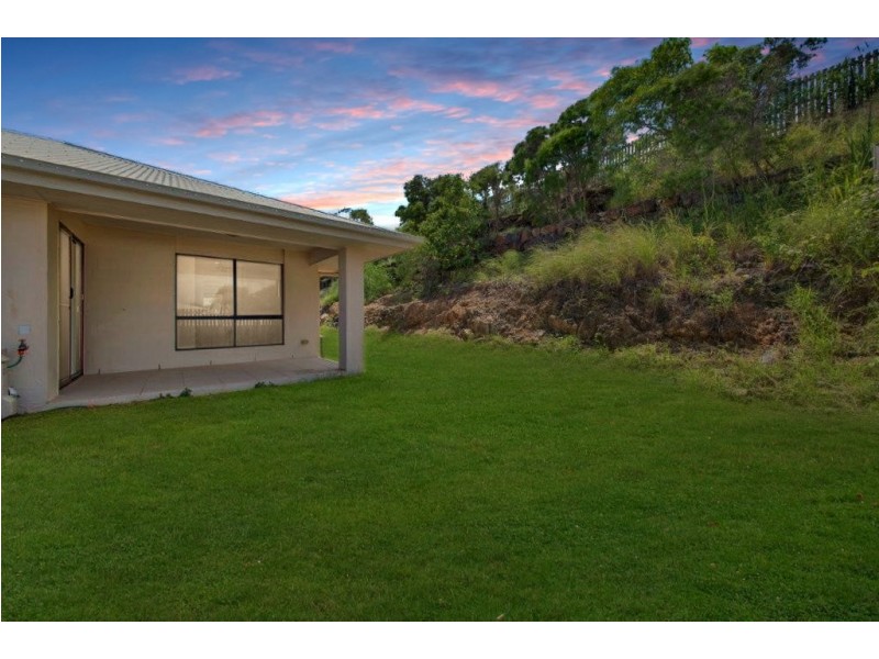 19 Stoneybrook Drive, Glen Eden QLD 4680
