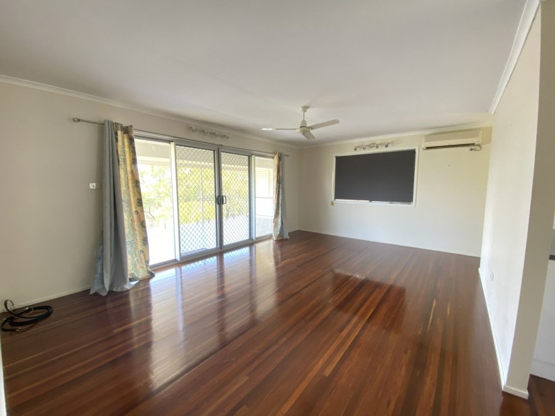 8 Matson Crescent, West Gladstone QLD 4680
