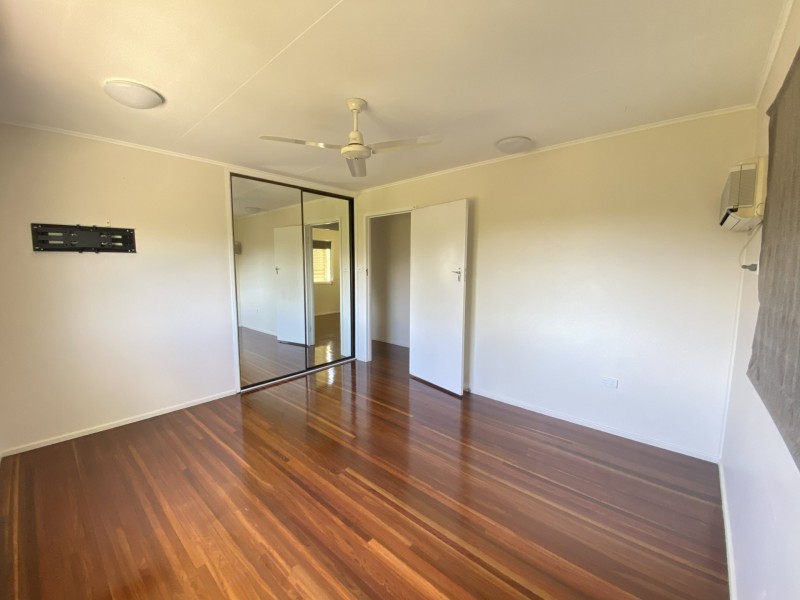8 Matson Crescent, West Gladstone QLD 4680