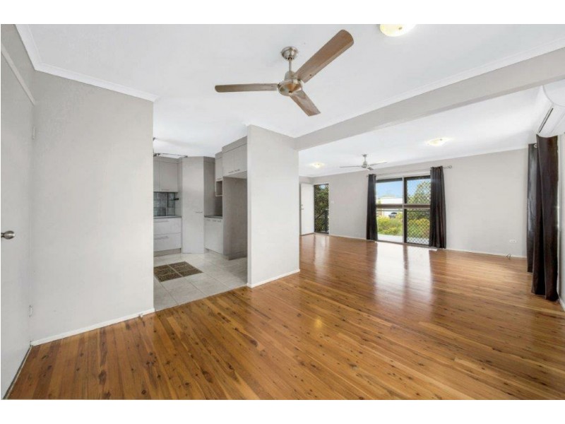 12 Barreenong Street, Glen Eden QLD 4680