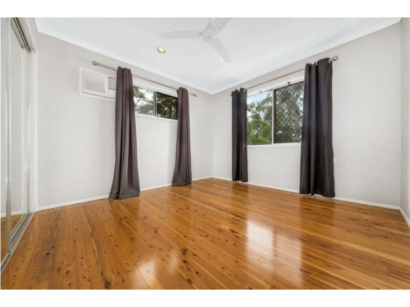 12 Barreenong Street, Glen Eden QLD 4680