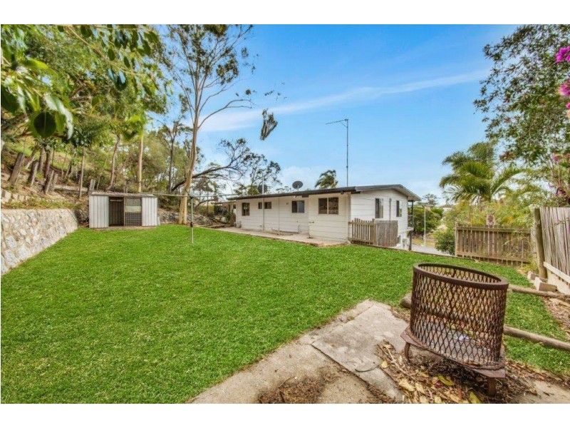 12 Barreenong Street, Glen Eden QLD 4680
