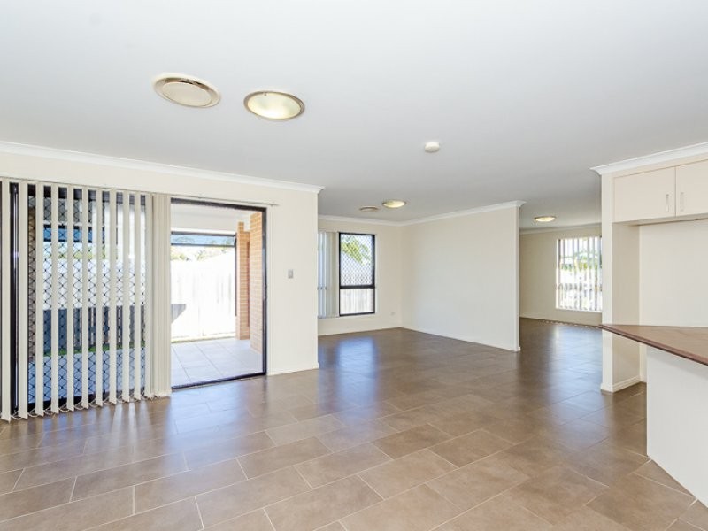 113 Penda Avenue, New Auckland QLD 4680