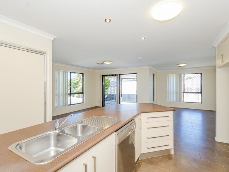 113 Penda Avenue, New Auckland QLD 4680