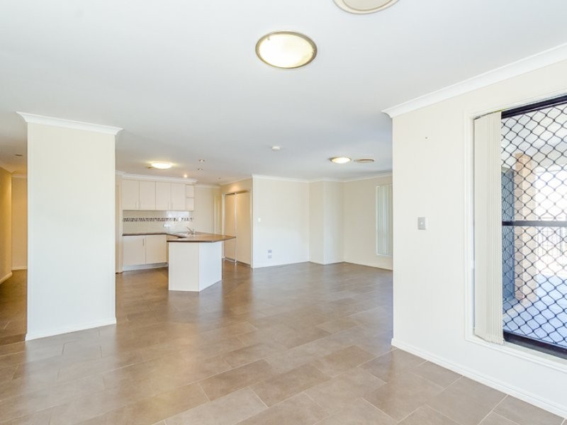 113 Penda Avenue, New Auckland QLD 4680