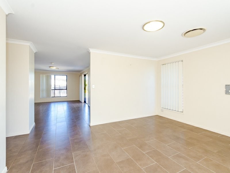 113 Penda Avenue, New Auckland QLD 4680