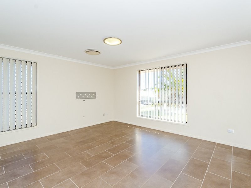 113 Penda Avenue, New Auckland QLD 4680