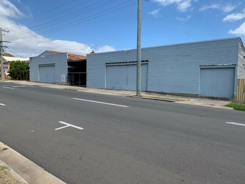16-18 Bramston Street, Gladstone QLD 4680