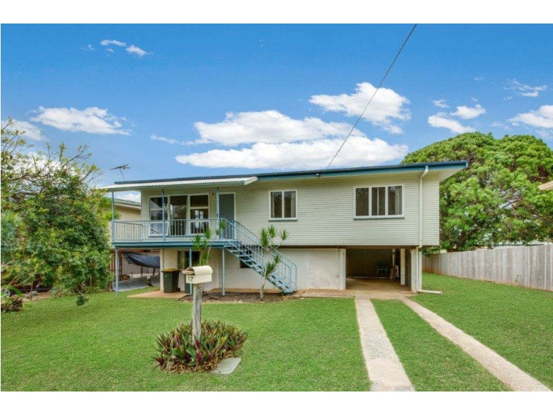17 Norris Street, West Gladstone QLD 4680