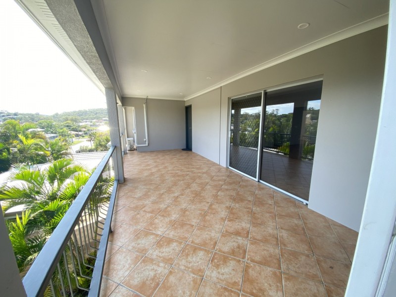 11 Walters Avenue, West Gladstone QLD 4680