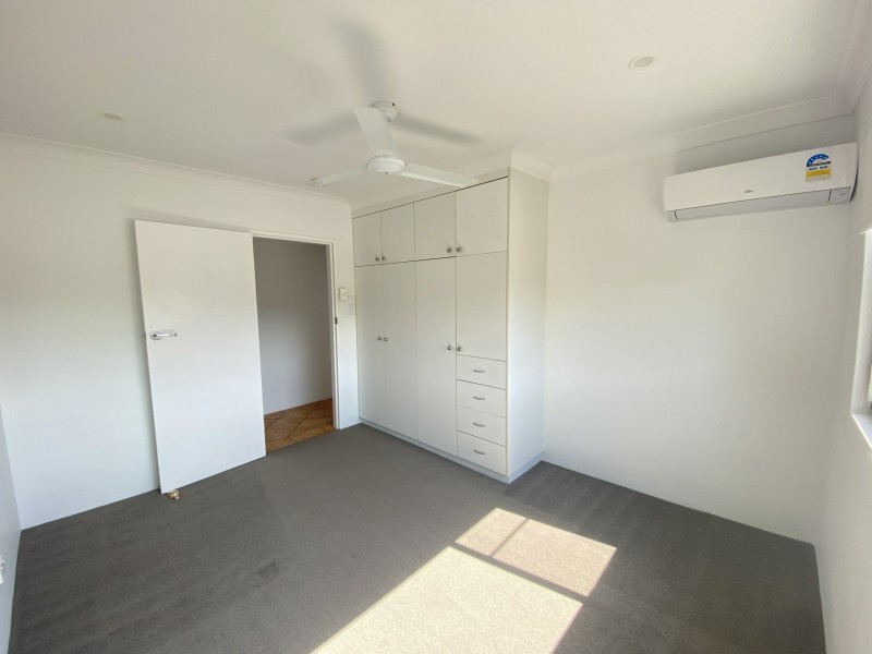 11 Walters Avenue, West Gladstone QLD 4680