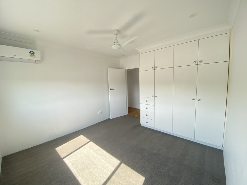 11 Walters Avenue, West Gladstone QLD 4680