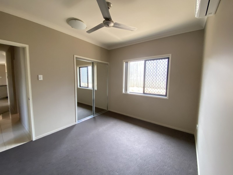 8 Spence Court, Kirkwood QLD 4680