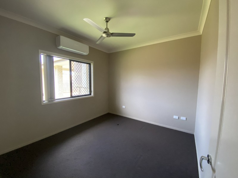 8 Spence Court, Kirkwood QLD 4680