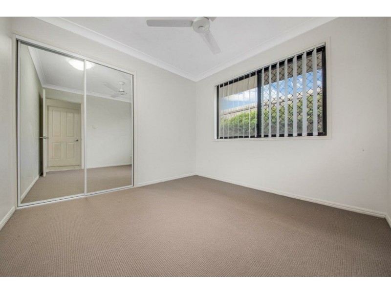 14 Woodland Court, Kirkwood QLD 4680