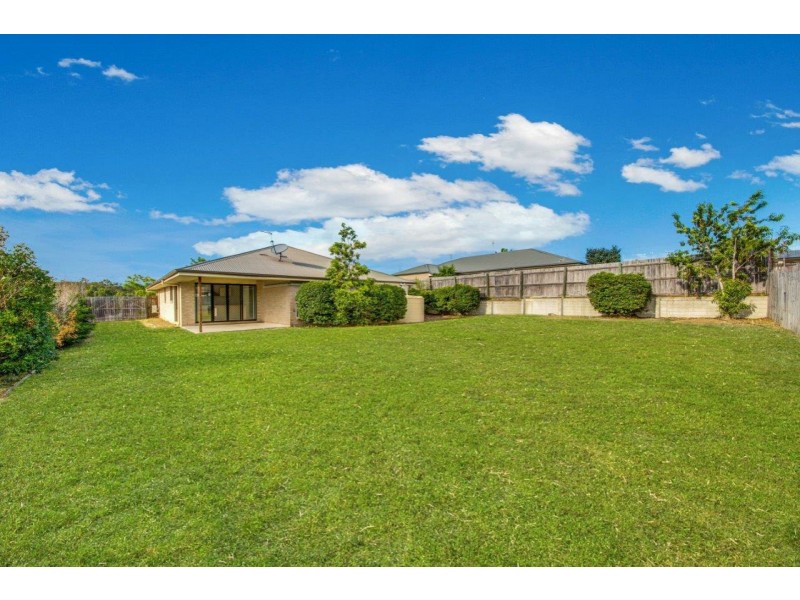 14 Woodland Court, Kirkwood QLD 4680