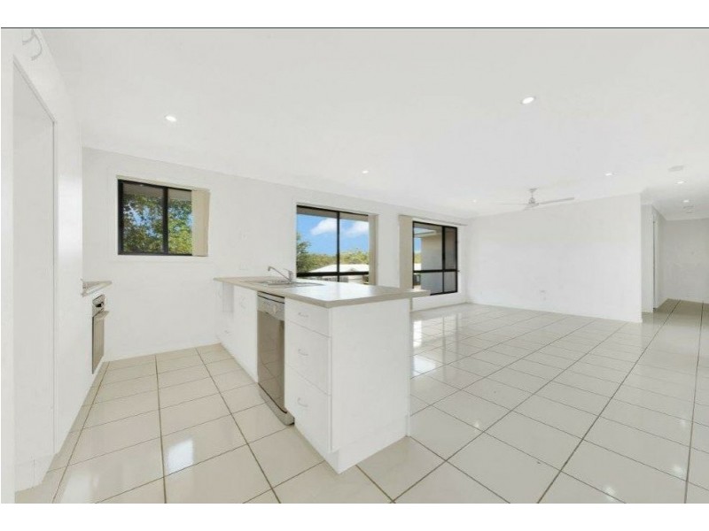 19 STONEYBROOK DRIVE, Glen Eden QLD 4680