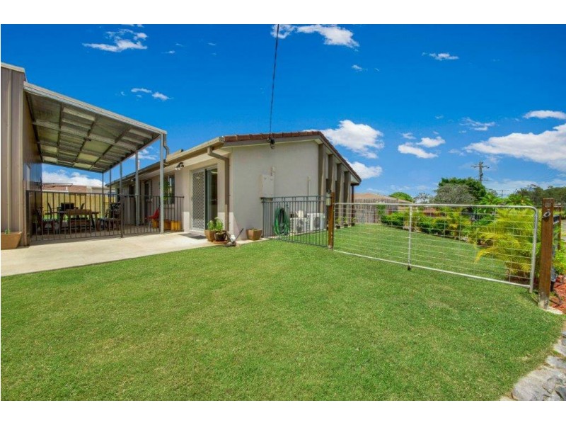 318 J Hickey Avenue, Clinton QLD 4680