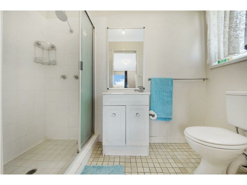 318 J Hickey Avenue, Clinton QLD 4680