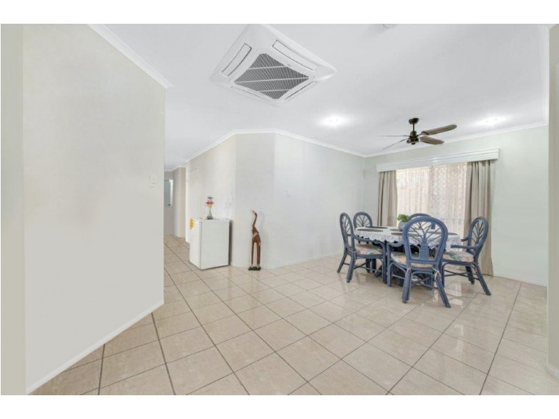 7 Joyner Close, Glen Eden QLD 4680