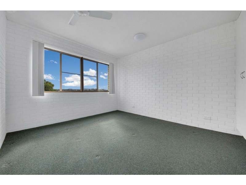 Unit 24/20 Barney Street, Barney Point QLD 4680