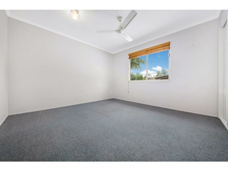 95 Malpas Street, Boyne Island QLD 4680