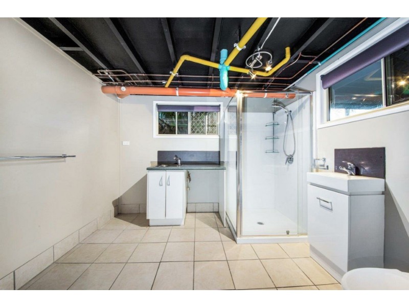 95 Malpas Street, Boyne Island QLD 4680