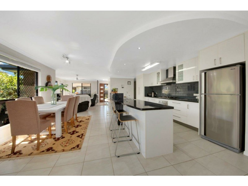 116 Penda Avenue, New Auckland QLD 4680