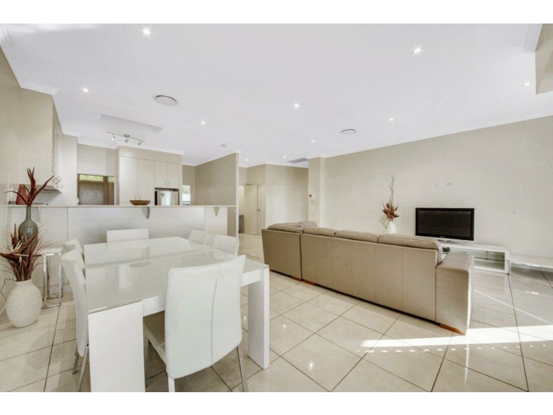 Unit 5/1 Beach Avenue, Tannum Sands QLD 4680