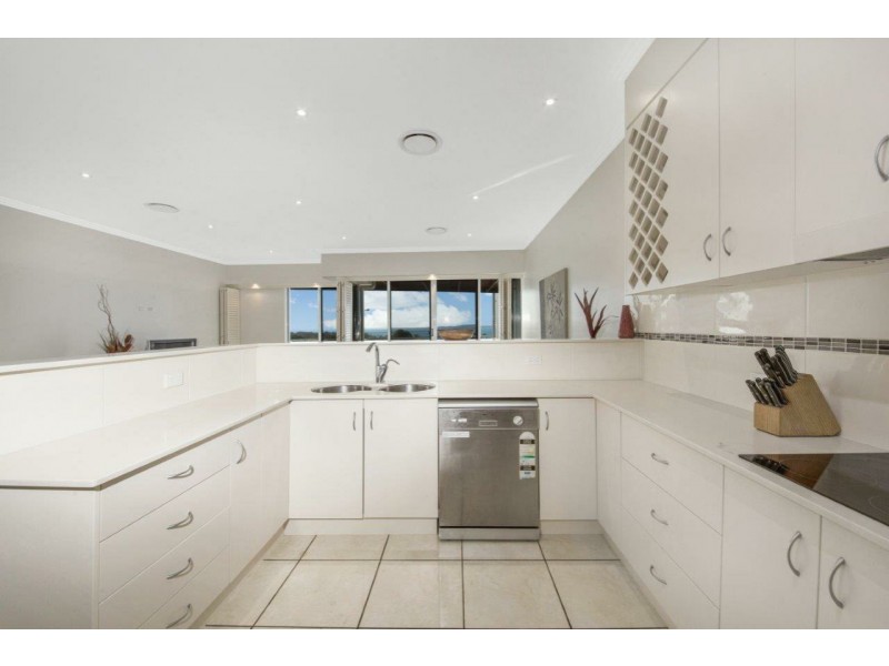 Unit 5/1 Beach Avenue, Tannum Sands QLD 4680