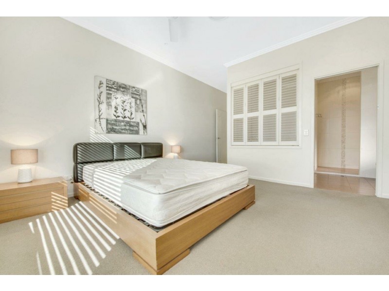 Unit 5/1 Beach Avenue, Tannum Sands QLD 4680