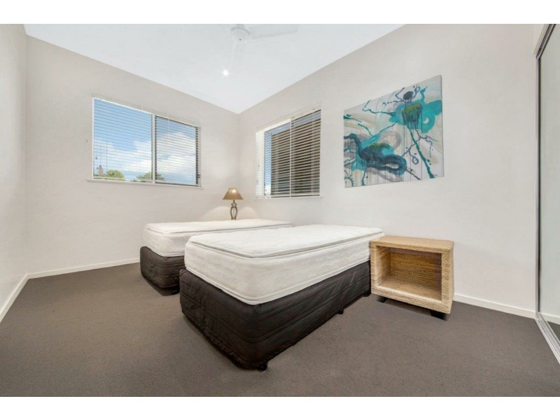 Unit 5/1 Beach Avenue, Tannum Sands QLD 4680