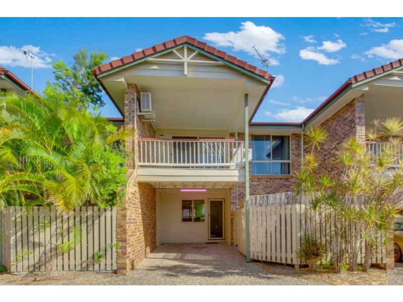 Unit 2/46 J Hickey Avenue, Clinton QLD 4680