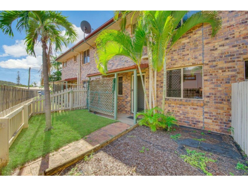 Unit 2/46 J Hickey Avenue, Clinton QLD 4680