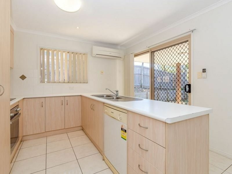 6 Bridgeman Place, New Auckland QLD 4680