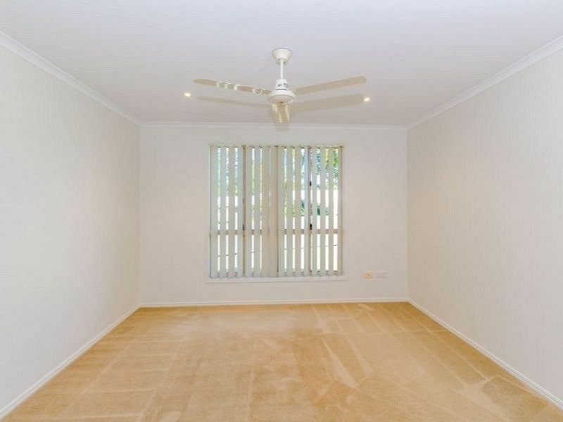 6 Bridgeman Place, New Auckland QLD 4680
