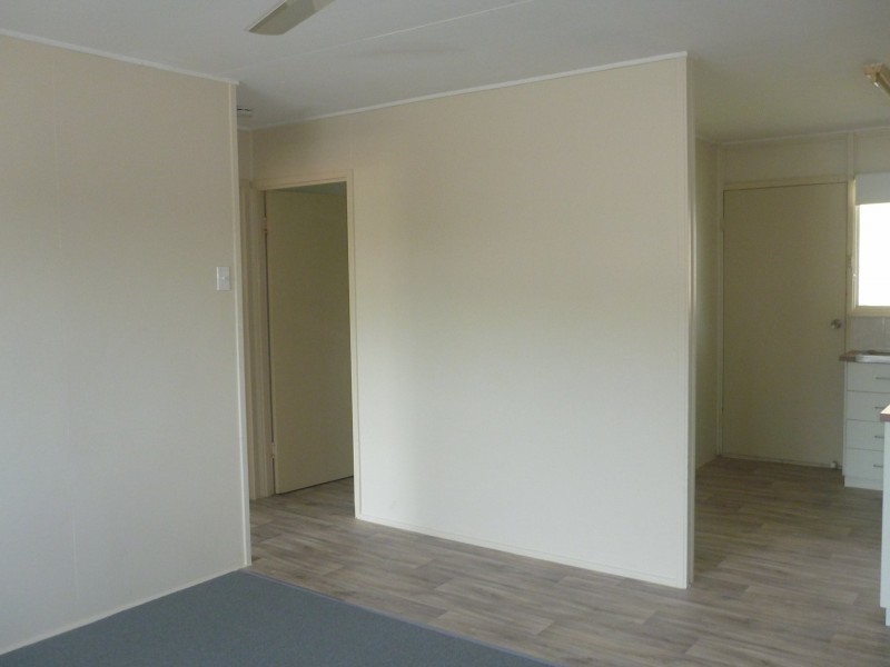 Unit 2/167 TOOLOOA STREET, South Gladstone QLD 4680