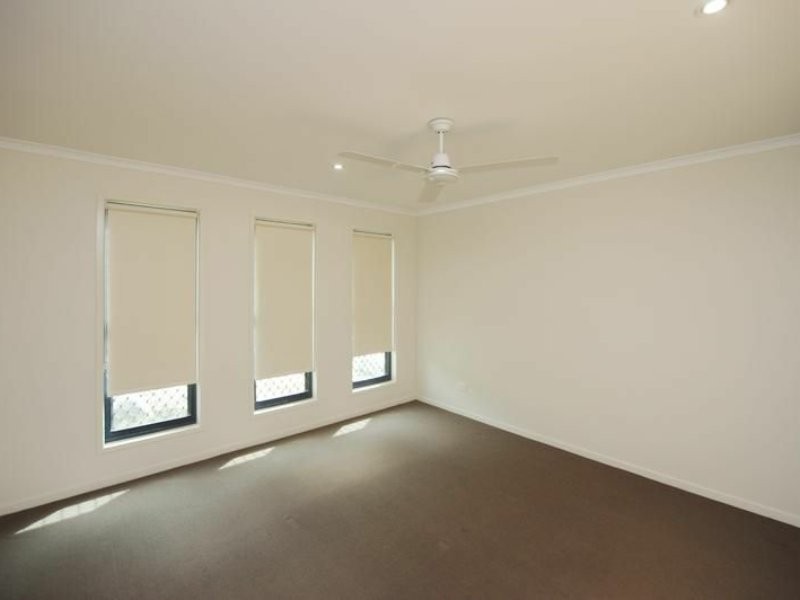 17 Sanctuary Place, South Gladstone QLD 4680