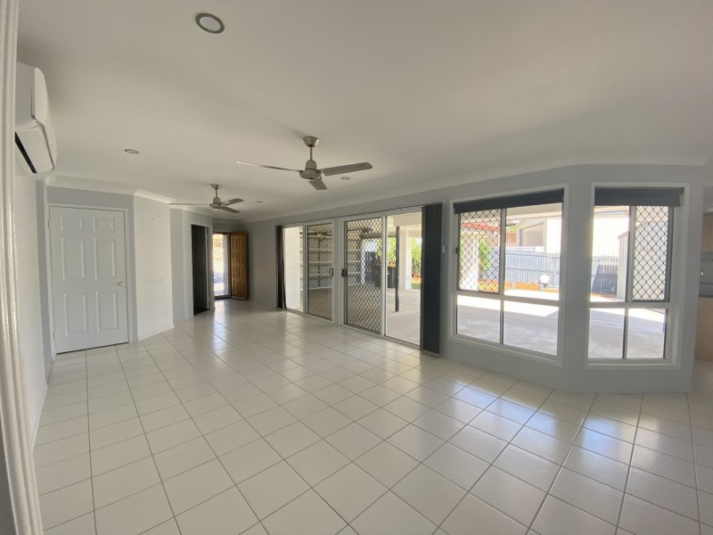 12 Stitt Close, Glen Eden QLD 4680