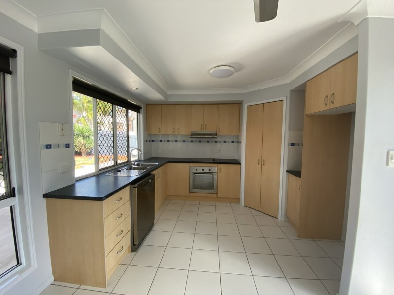 12 Stitt Close, Glen Eden QLD 4680