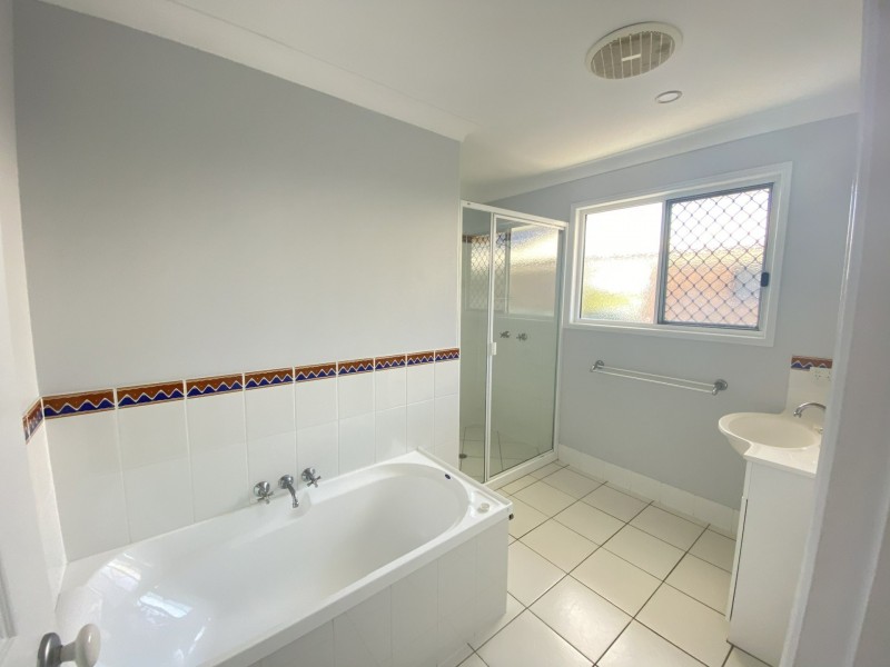12 Stitt Close, Glen Eden QLD 4680