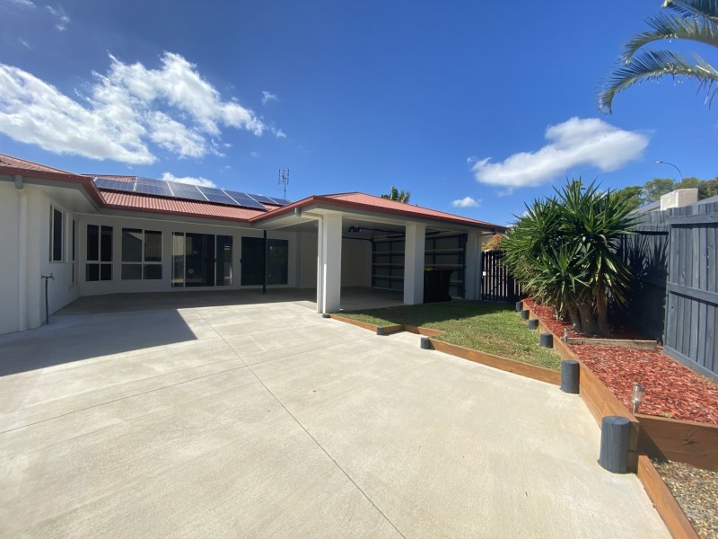 12 Stitt Close, Glen Eden QLD 4680