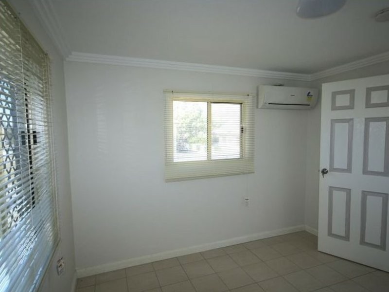 8 HERBERT STREET, Gladstone QLD 4680