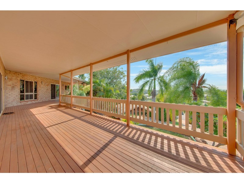 10 Selwyn Close, Telina QLD 4680