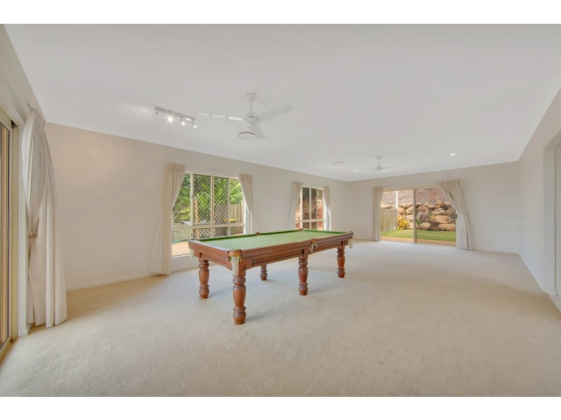 10 Selwyn Close, Telina QLD 4680