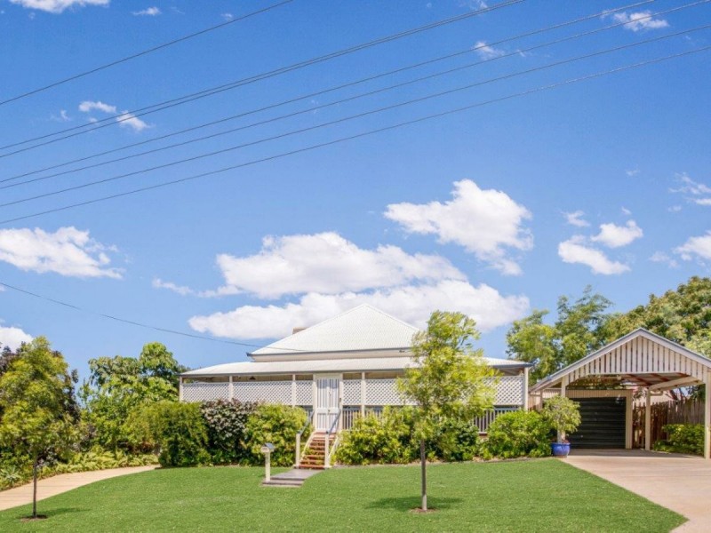 5 Yarroon Street, Gladstone QLD 4680