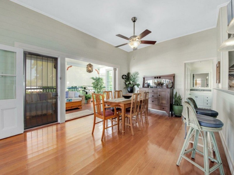 5 Yarroon Street, Gladstone QLD 4680