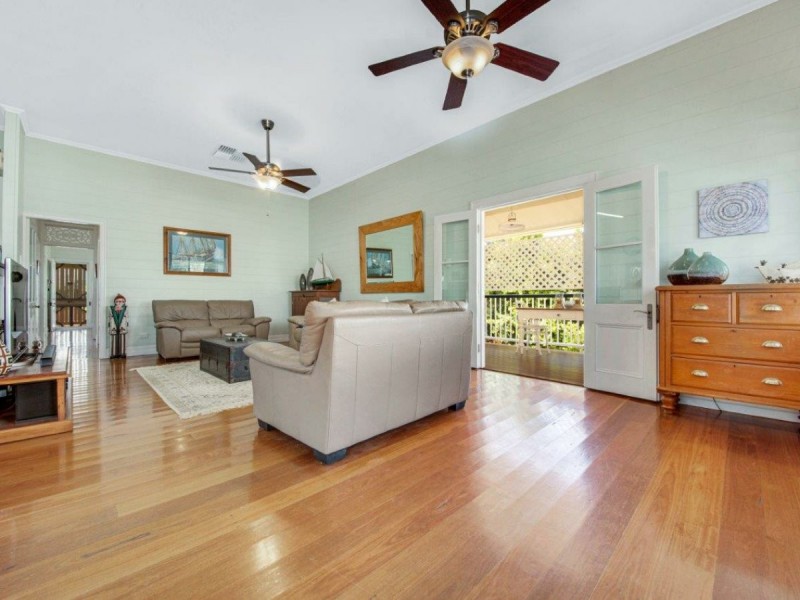 5 Yarroon Street, Gladstone QLD 4680