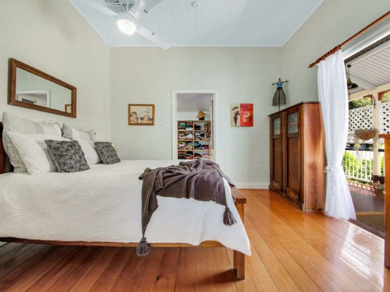 5 Yarroon Street, Gladstone QLD 4680